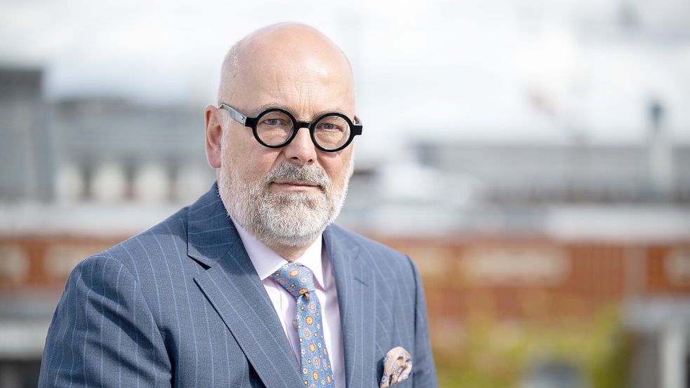 Der frühere SPD-Ministerpräsident von Schleswig-Holstein und heutige Cheflobbyist von Philip Morris Deutschland, Torsten Albig, setzt sich für Alternativen zu Zigaretten ein. Foto: Hannes P. Albert/dpa