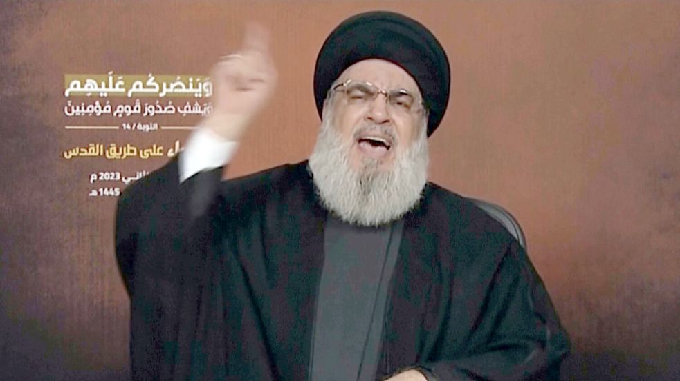 Hisbolllah-Führer Hassan Nasrallah spricht über eine Videoverbindung während einer Kundgebung in Beirut. Foto: Uncredited/AP/dpa