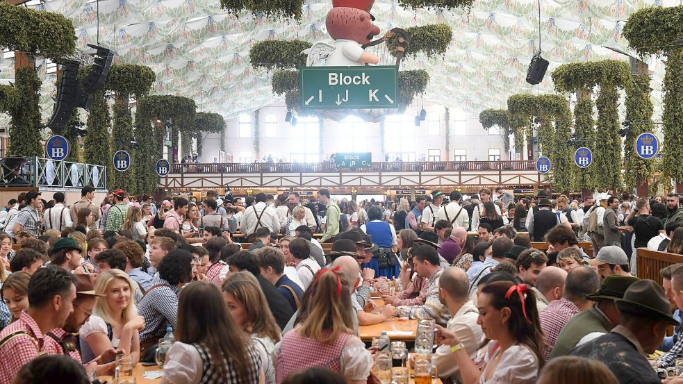 Das Münchner Oktoberfest startet. Foto: Felix Hörhager/dpa