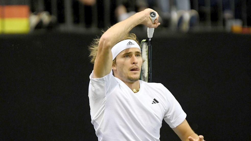 Alexander Zverev lässt seinen Start beim Davis Cup noch offen. Foto: Harald Tittel/dpa