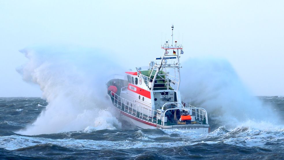 Der Seenotrettungskreuzer „Eugen“ auf einer Kontrollfahrt Foto: Die Seenotretter – DGzRS/Alexander Krüger