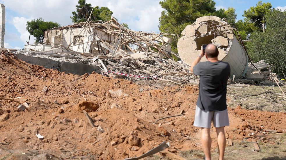 Rund 200 Raketen feuerten Irans Revolutionsgarden auf Israel ab. Foto: Ariel Schalit/AP/dpa