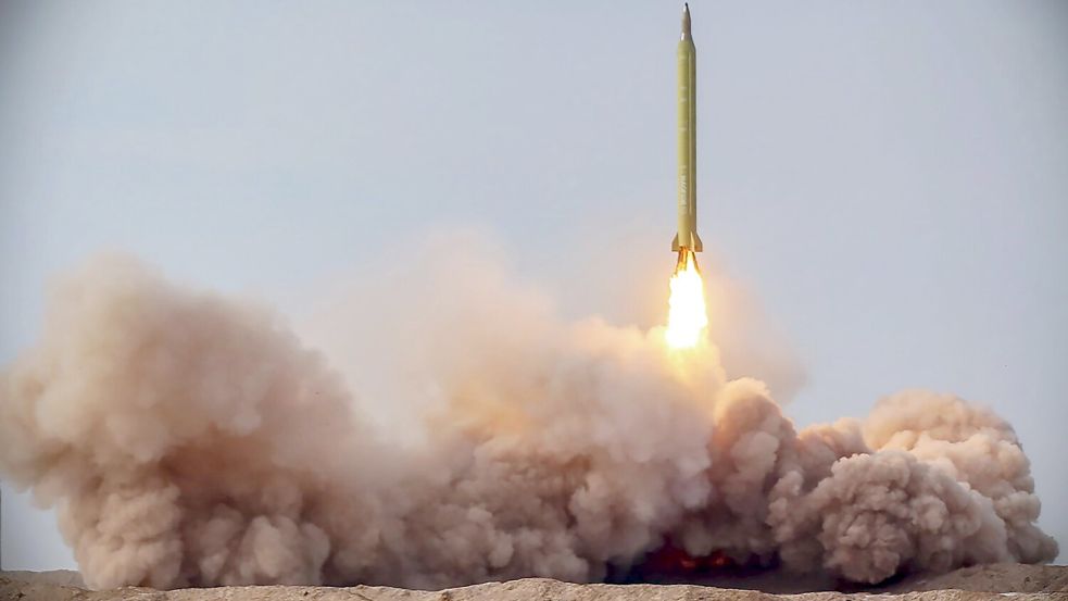 Die Zahl und Orte der iranischen Raketensilos unterliegen strenger Geheimhaltung. (Archivbild) Foto: ---/Iranian Revolutionary Guard/Sepahnews/AP/dpa