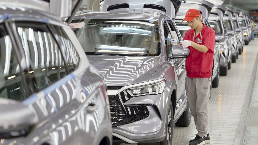 Die Konkurrenz aus China erstarkt in rasantem Tempo: BYD-Werk in Zhengzhou. Foto: Xinhua