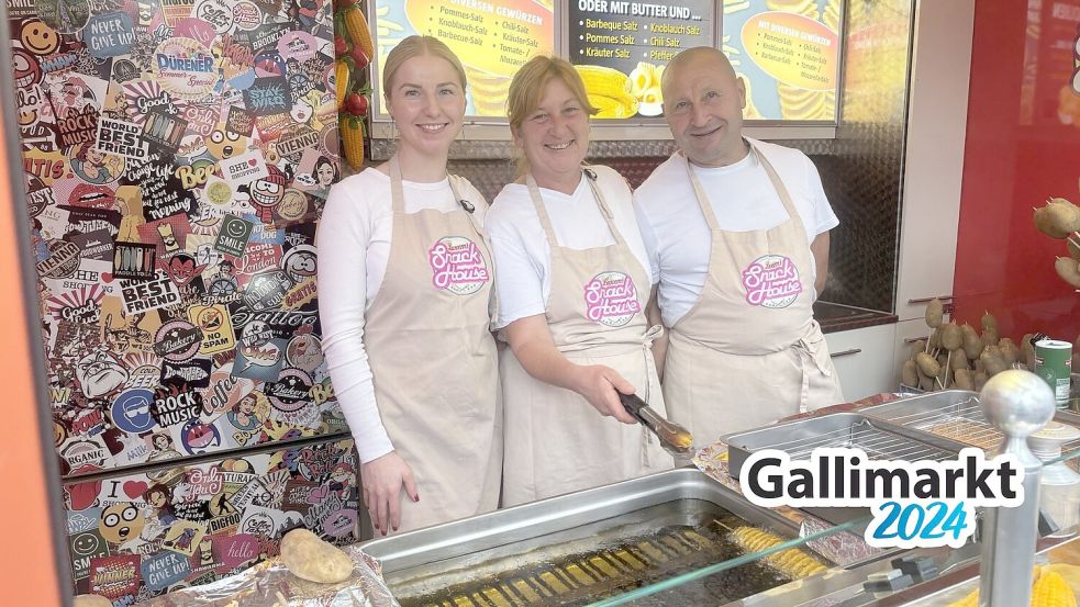 Im „Snack House“ gibt es Kartoffeltornados, Pommes und Maiskolben, alles in vegan. Foto: Oltmanns