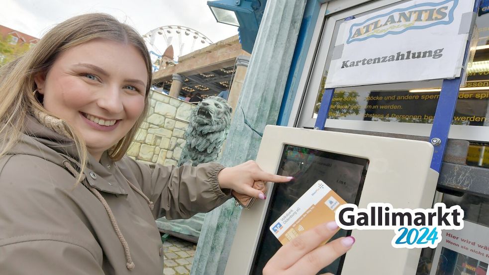 Wie weit kommt man auf dem Gallimarkt ohne Bargeld? Redakteurin Rieke Heinig hat es sich angeschaut. Foto: Ortgies