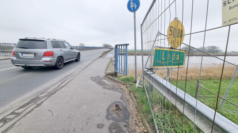 Die Ledabrücke wird alle sechs Monate genau untersucht. Foto: Bothe/Archiv