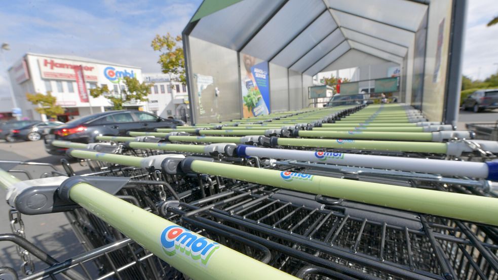 Der Combi-Markt im Westcenter in Emden soll jetzt endlich saniert werden. Fotos: Ortgies/Archiv