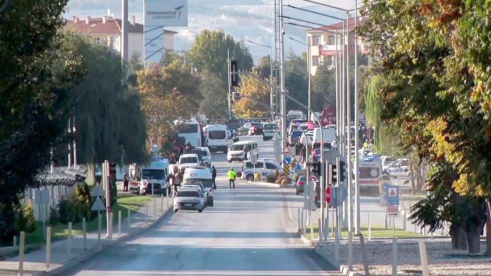 Die Türkei reagiert auf den Anschlag mit Luftangriffen im Nordirak und in Syrien. Foto: Uncredited/IHA/AP/dpa