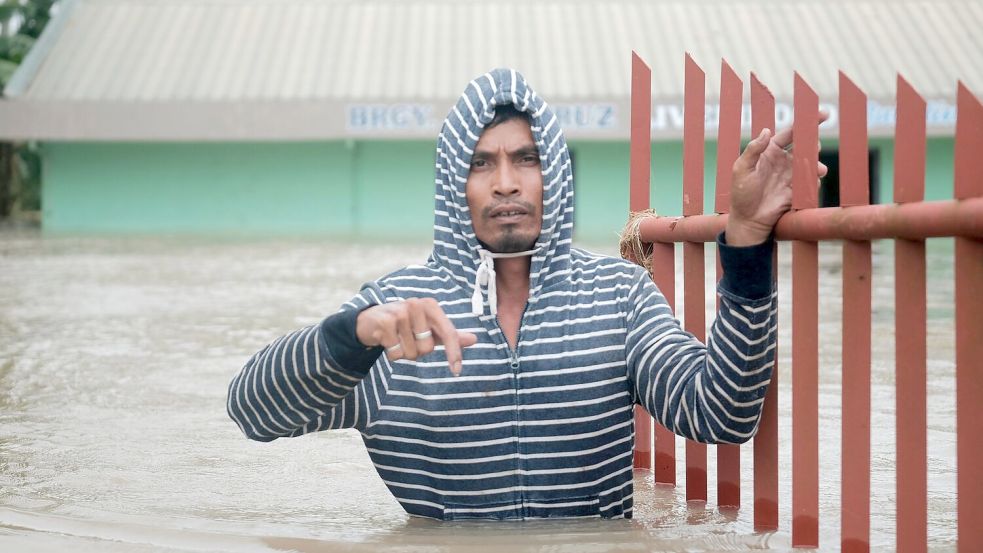 Manche Betroffene sind bisher nicht erreichbar. Foto: John Michael Magdasoc/AP