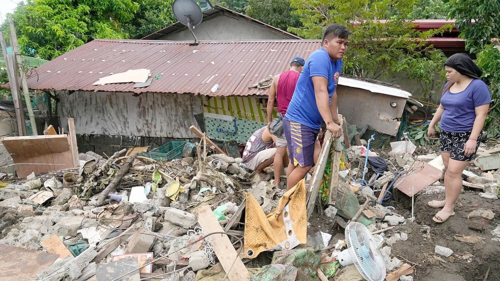 Der Tropensturm hat große Zerstörung angerichtet. Foto: Aaron Favila/AP/dpa