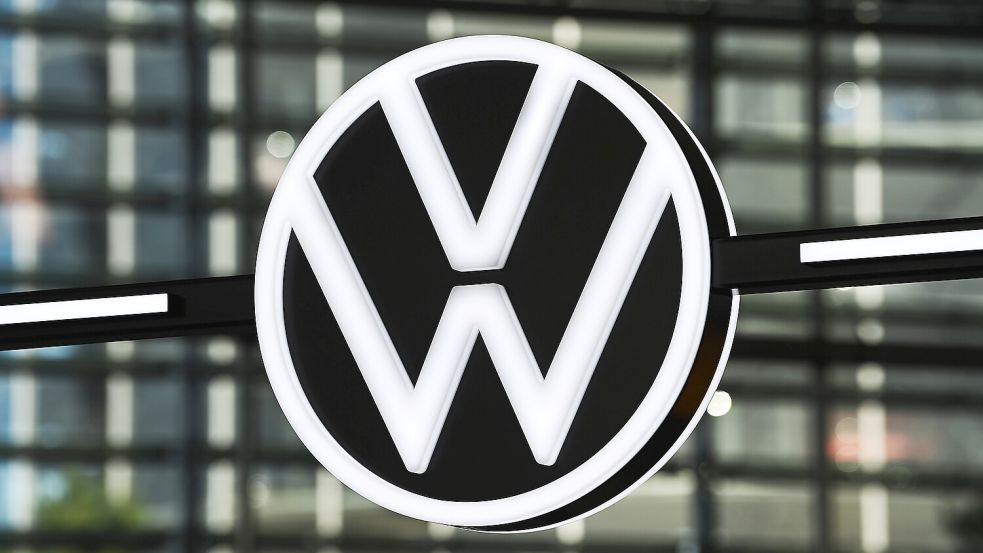 VW will drei Standorte in Deutschland schließen, verbleibende Werke sollen verkleinert werden. Was geplant ist. Foto: Swen Pförtner/dpa