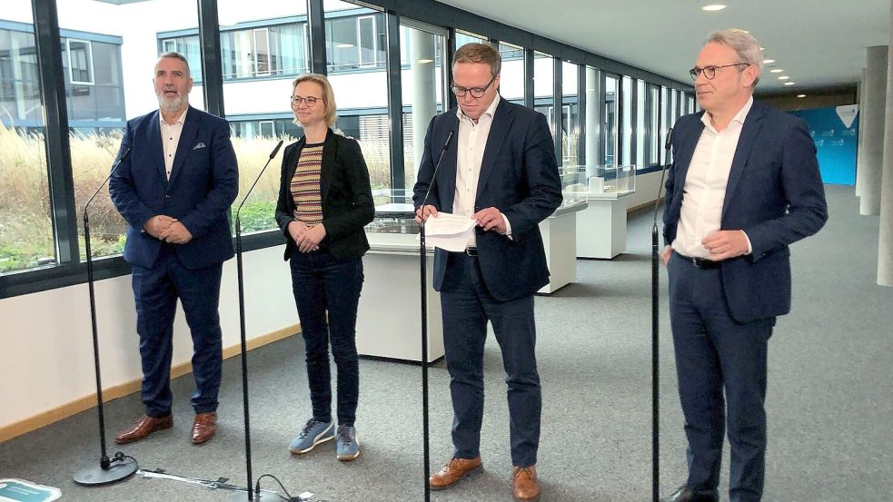 In Thüringen stand die Aufnahme von Koalitionsgesprächen zwischenzeitlich auf der Kippe, dann fanden die Parteien doch noch einen Kompromiss zur Friedensfrage. Foto: David Hutzler/dpa