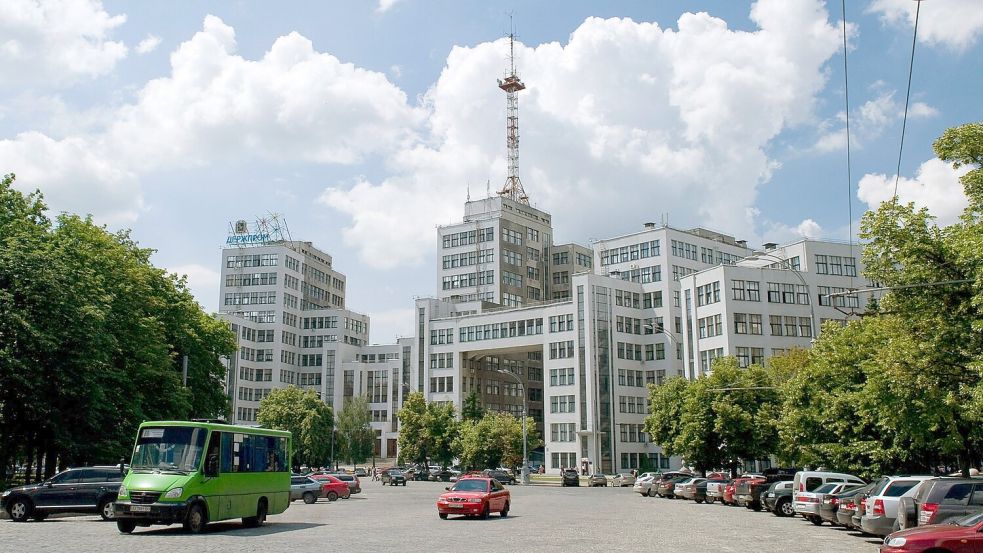 Das Gebäude Derschprom war auch Anwärter, in das Weltkulturerbe der Unesco aufgenommen zu werden. (Archivbild) Foto: picture alliance / dpa