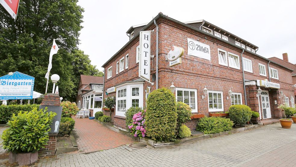 Der Torfkrug in Wiesmoor steht wieder zum Verkauf – er war der erste Gastronomiebetrieb im Zentrum der Blumenstadt. Foto: Archiv/Böning