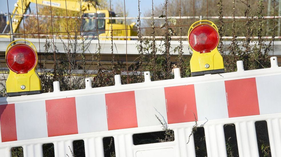 Auf einigen Straßen in Ostfriesland wird im November gebaut. Symbolfoto: Pixabay