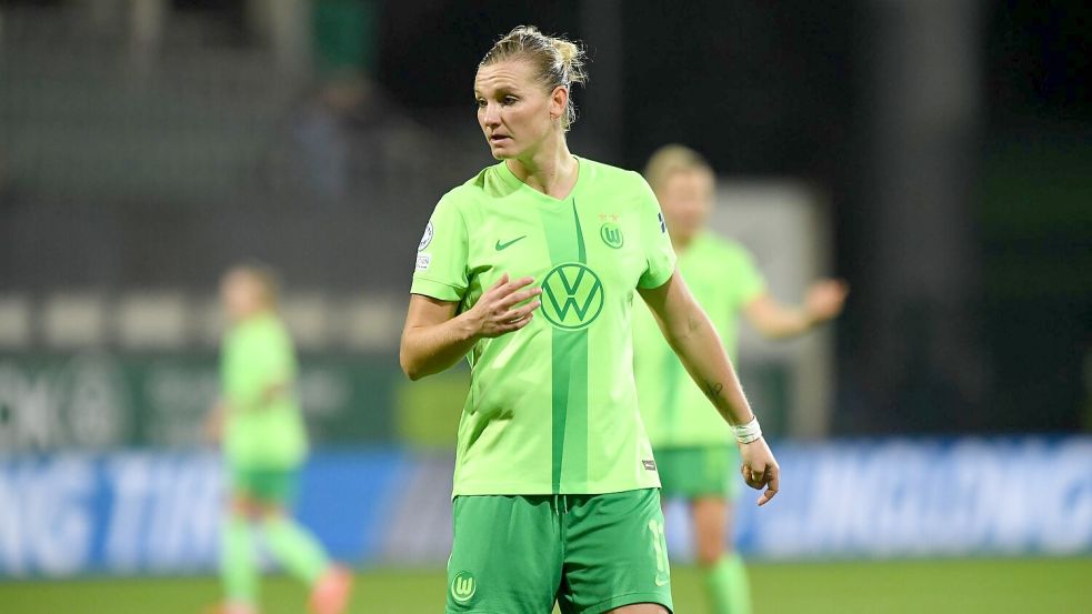 Bleibt dem VfL Wolfsburg bis 2026 erhalten: Alexandra Popp. Foto: Swen Pförtner/dpa