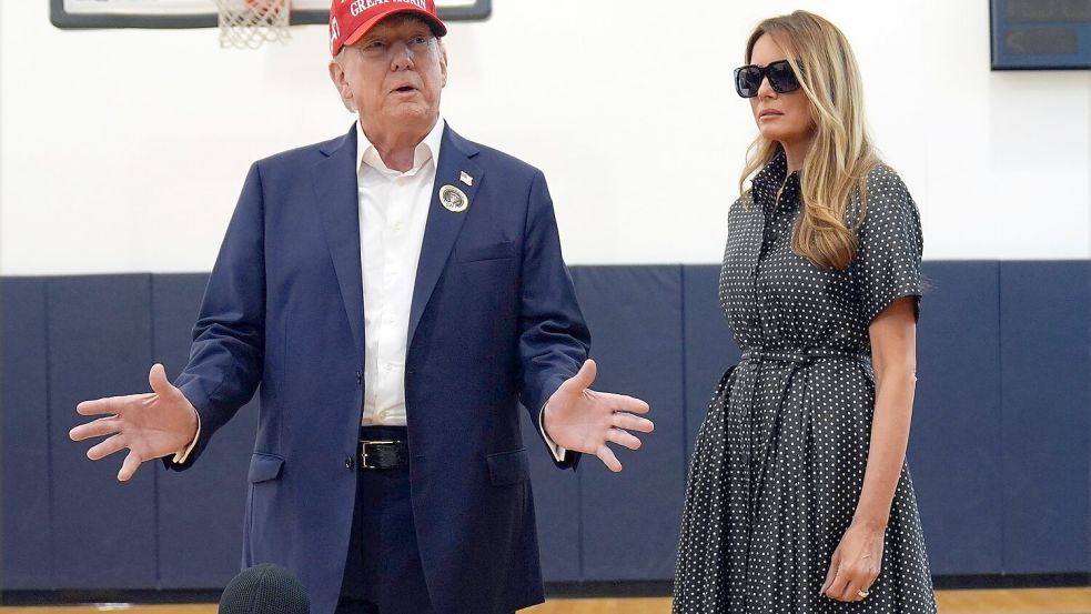 Trump mit seiner Ehefrau Melania am Wahltag. Foto: Evan Vucci/AP