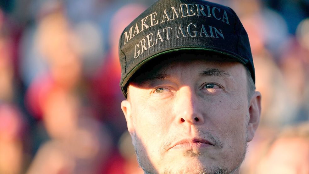 Elon Musk soll bei Trumps Gespräch mit Selenskyj dabei gewesen sein. (Archivbild) Foto: Alex Brandon/AP/dpa