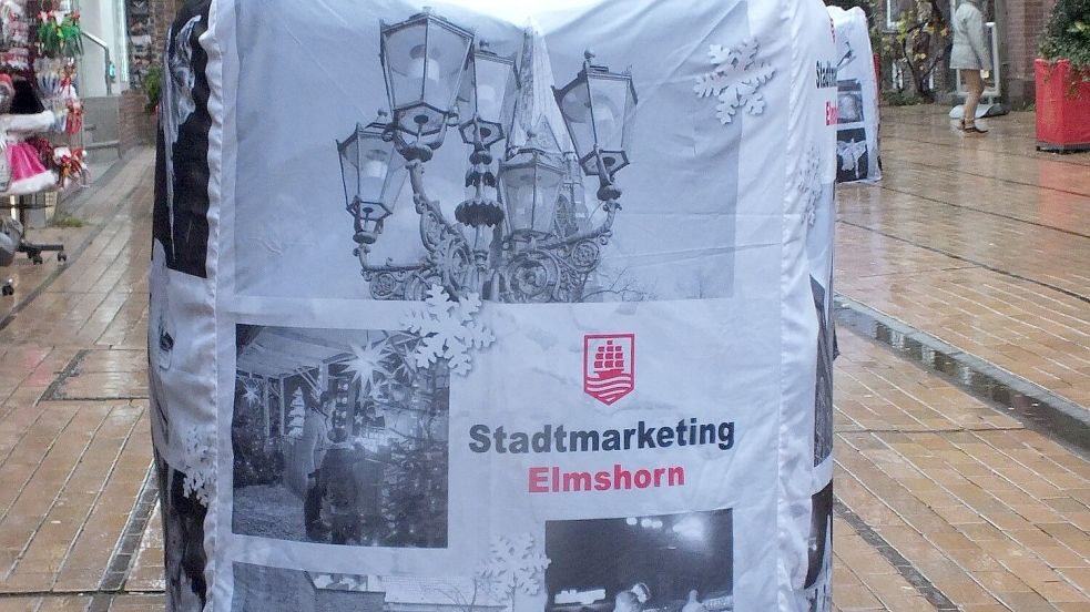 Mit solchen wassergefüllten Big-Packs sichert Elmshorn seinen Weihnachtsmarkt Foto: Stadtmarketing Elmshorn