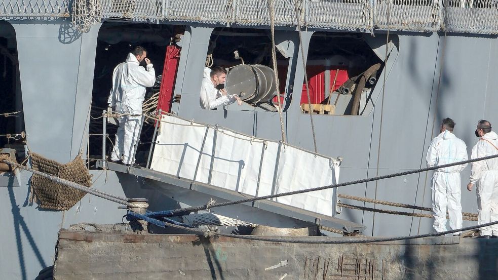 Ein italienisches Gericht erklärte die Inhaftierung von Mittelmeer-Flüchtlingen in Albanien für unzulässig. (Foto: Archiv) Foto: Vlasov Sulaj/AP/dpa