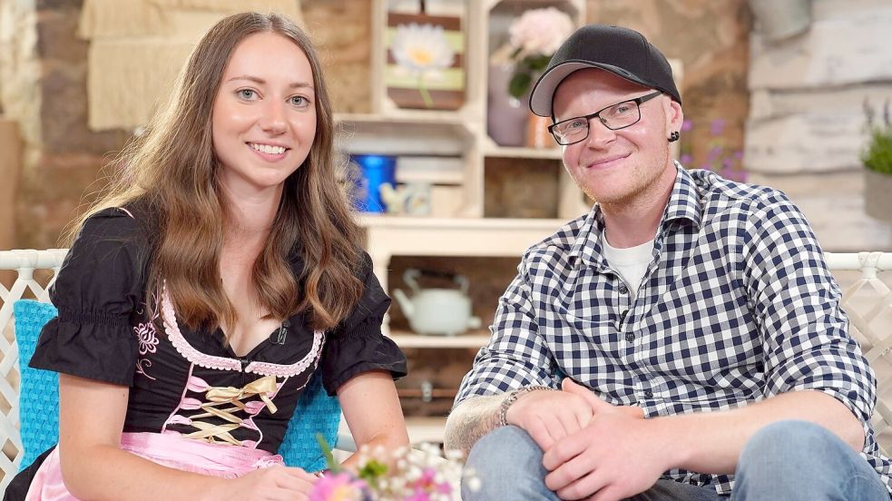 Beim Scheunenfest entschied sich Andre für Sophie. Ihre Augen hätten es ihm angetan, sagt er. Foto: RTL/Stefan Gregorowius