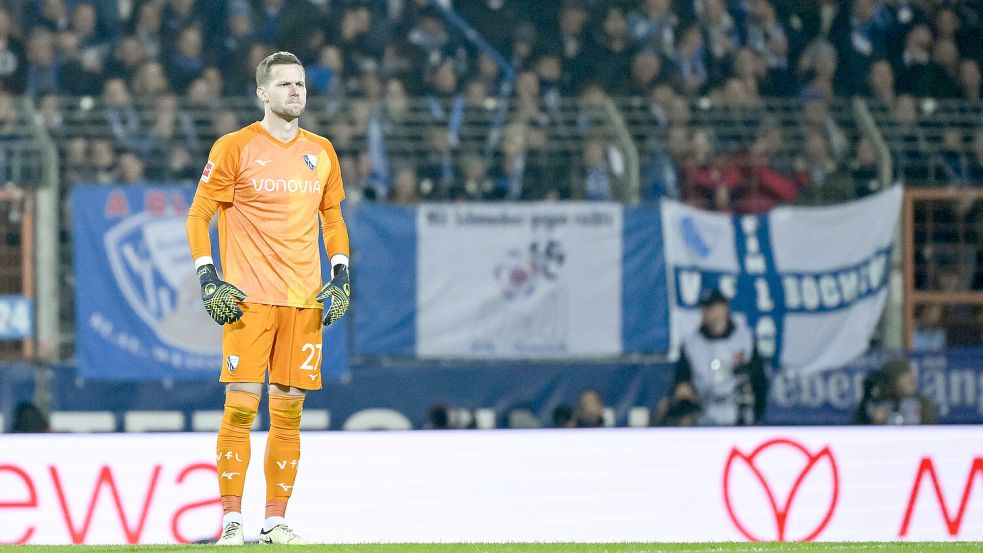 Torhüter Patrick Drewes ist mit dem VfL Bochum Letzter der Fußball-Bundesliga. Foto: imago images/DeFodi