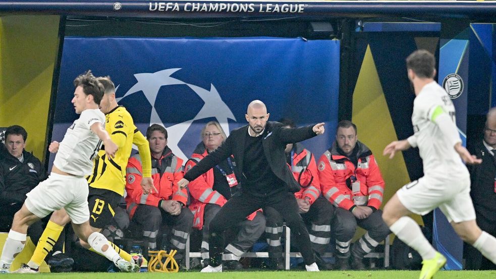 Dirigiert wohl bald die TSG 1899 Hoffenheim: Christian Ilzer Foto: Bernd Thissen/dpa