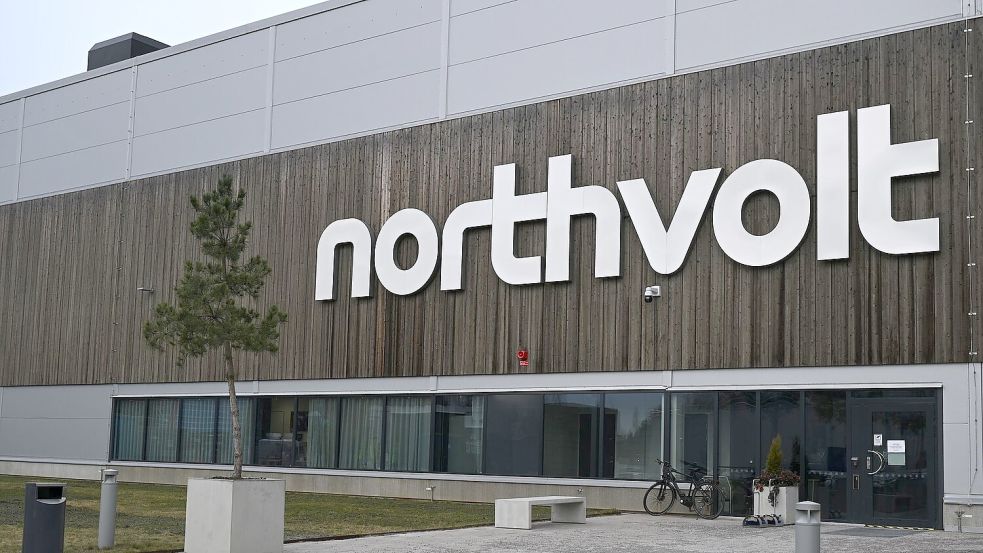 Northvolt ringt seit längerem mit seinen Finanzen. (Archivbild) Foto: Britta Pedersen/dpa