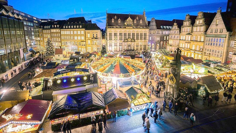 Für den Weihnachtsmarkt und den Schlachte-Zauber will die Polizei mit ihrer Präsenz für Sicherheit sorgen. Foto: Mohssen Assanimoghaddam / dpa