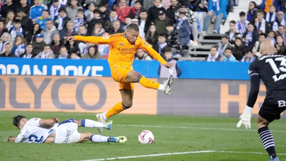 Kylian Mbappé trifft für Real Madrid gegen Leganes. Foto: Bernat Armangue/AP