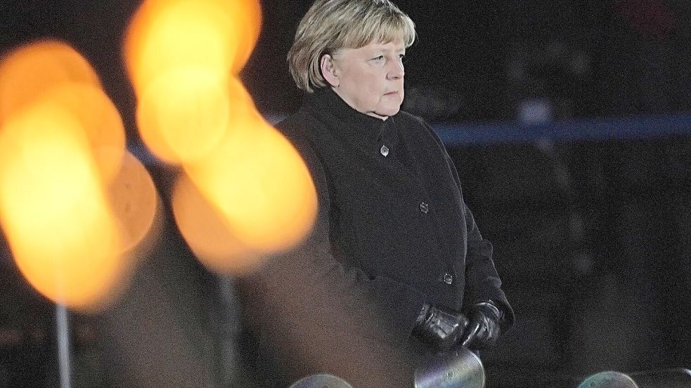 Die Bundeswehr verabschiedet Angela Merkel nach 16 Jahren als Kanzlerin. Foto: Michael Kappeler/dpa