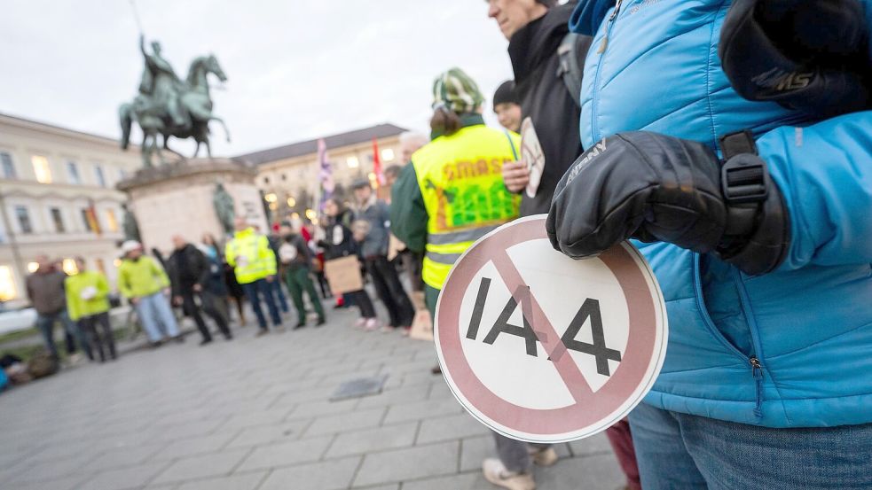 In München gab es am Tag vor der Stadtratssitzung Widerstand gegen künftige IAA. Foto: Lukas Barth/dpa