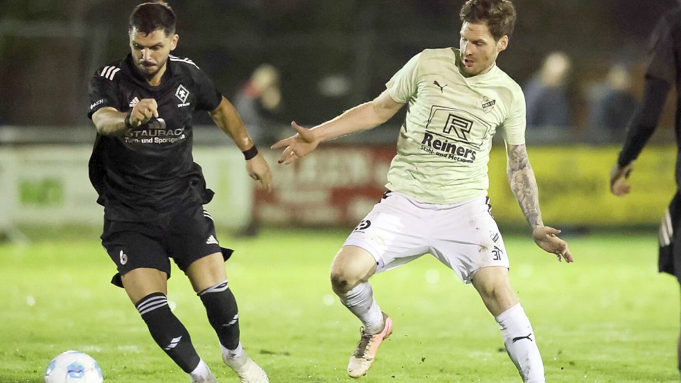 Zum Rückspiel zwischen SFN Vechta (links) und GW Firrel (rechts Reinhard Grotlüschen) kommt es jetzt erst im kommenden Jahr. Foto: Doden/Emden