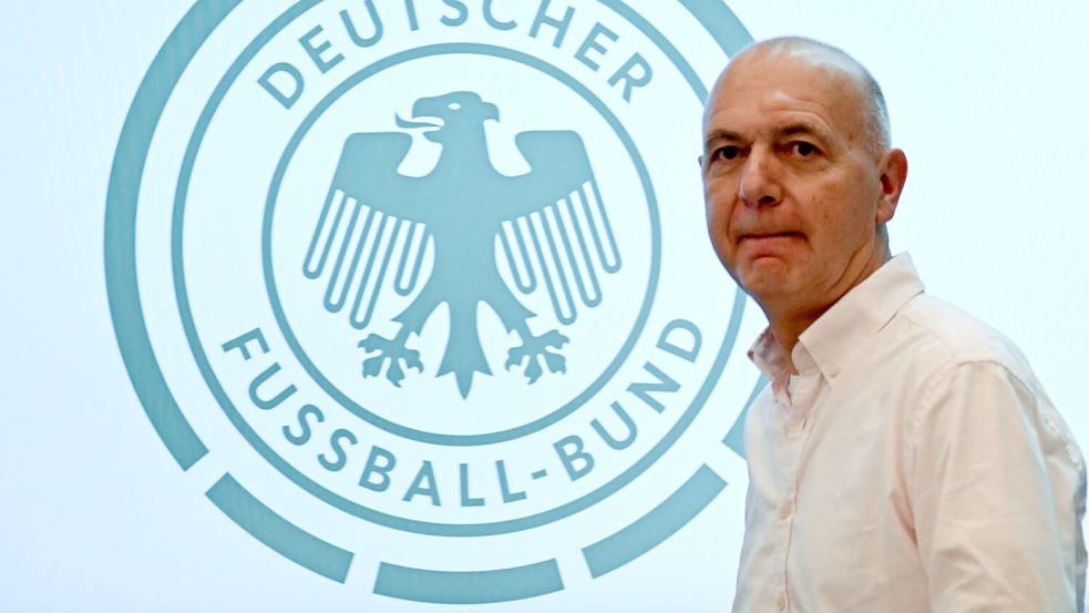 Der Deutsche Fußball-Bund mit Präsident Bernd Neuendorf wird für eine Vergabe der WM 2034 an Saudi-Arabien stimmen. Foto: Federico Gambarini/dpa