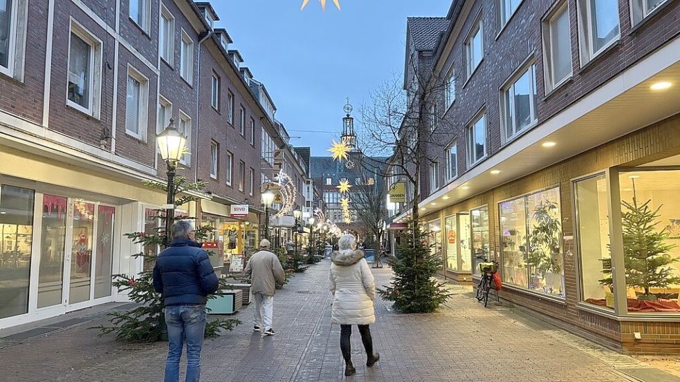 Am Samstag ist der Adventsmarkt in der Brückstraße von 11 bis 19 Uhr, am Sonntag von 11 bis 18 Uhr geöffnet.