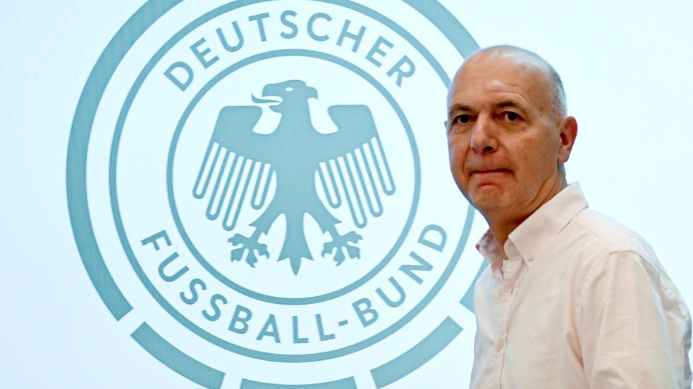 Der Deutsche Fußball-Bund mit Präsident Bernd Neuendorf wird auch für Saudi-Arabien stimmen. Foto: Federico Gambarini/dpa