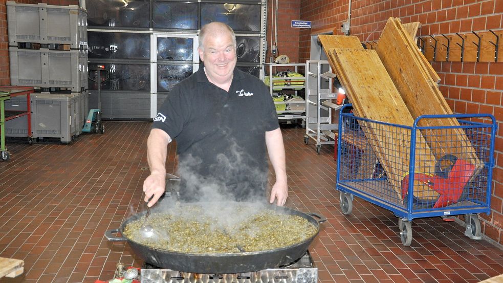 Zum Jahresabschluss gab es ein leckeres Essen, zubereitet von André Hicken. Foto: privat