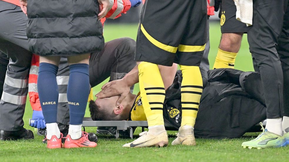 Nico Schlotterbeck fehlt Borussia Dortmund vorerst. Foto: Bernd Thissen/dpa