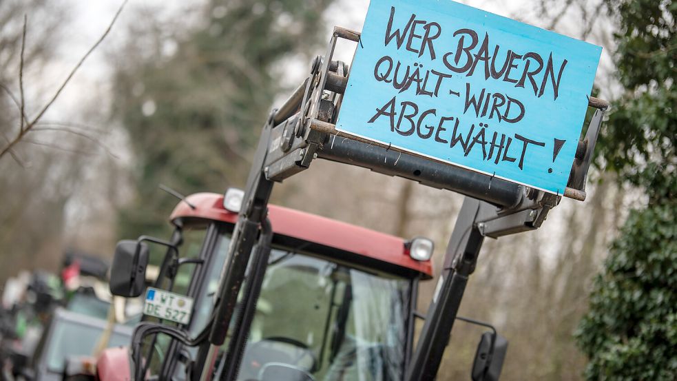 Selbstbewusster Bauernprotest: Wenn es darauf ankommt, heizen Landwirte der Politik ein – wie Anfang des Jahres. Foto: dpa/Christoph Schmidt