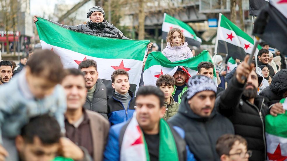 Syrische Beschäftigte leisten Experten zufolge vielfach einen wichtigen Beitrag in Engpassberufen. (Symbolbild) Foto: Christoph Reichwein/dpa