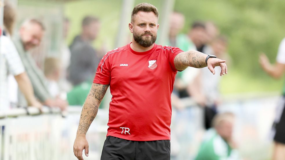 Holger Stöter gibt bei Fortuna Veenhusen weiter die Richtung vor. Foto: Doden/Emden