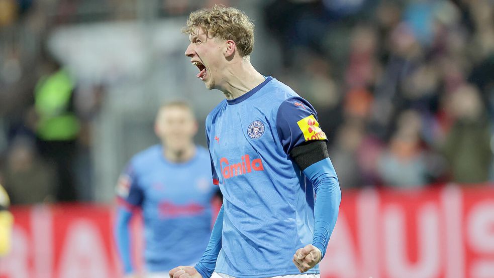 Lasse Rosenboom schreit die Freude nach seinem Treffer zum 1:1 heraus. Foto: Imago/Hübner