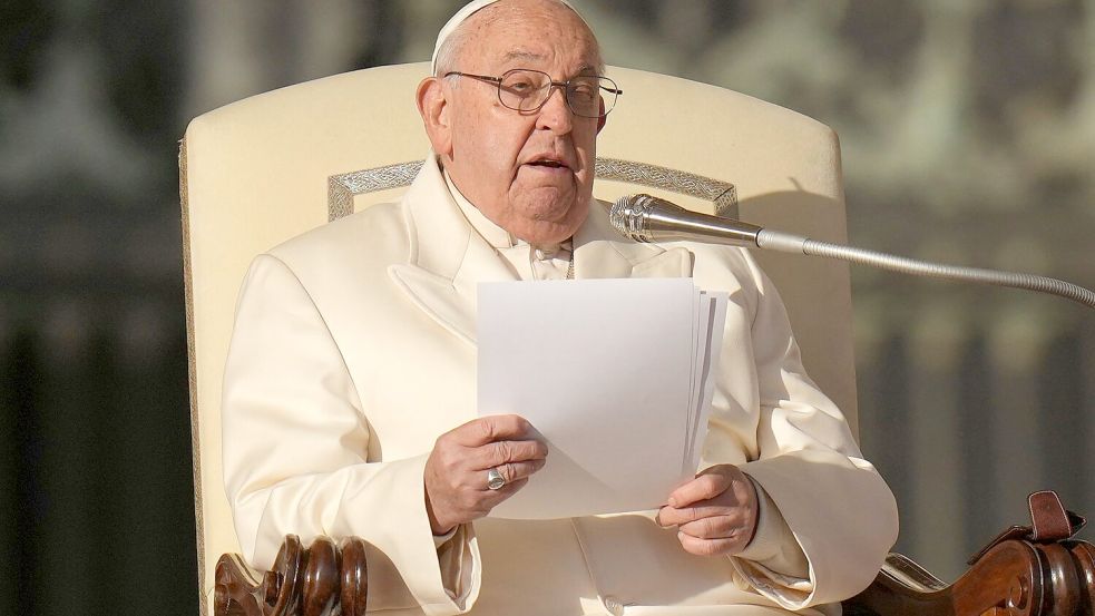 Papst Franziskus spricht von „Grausamkeit“ in Gaza. (Archivbild) Foto: Alessandra Tarantino/AP/dpa