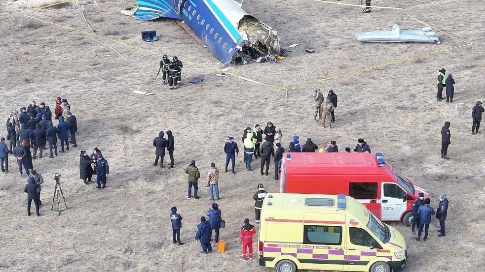 Die Ukraine sieht Russland in der Verantwortung für den Absturz der aserbaidschanischen Passagiermaschine. (Archivbild) Foto: Azamat Sarsenbayev/AP/dpa