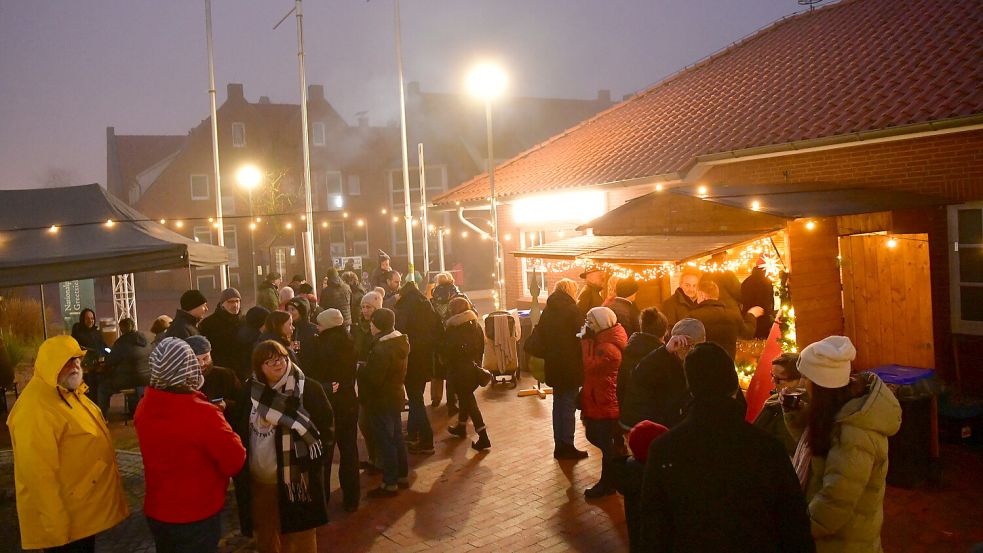 Besondere Stimmung: der Wintermarkt im Nebel. Foto: Wagenaar