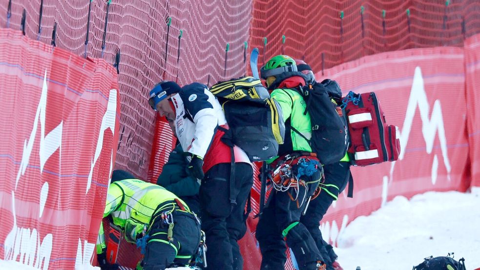 Cyprien Sarrazin war beim Training in Bormio schwer gestürzt. Foto: Alessandro Trovati/AP/dpa