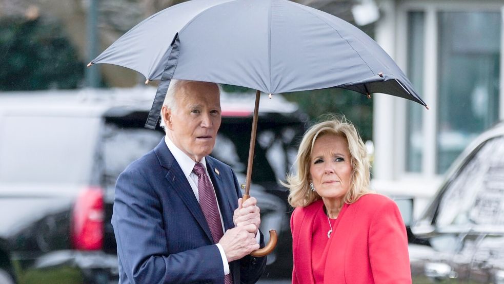 Biden gilt als Familienmensch. (Archivbild) Foto: Ben Curtis/AP/dpa