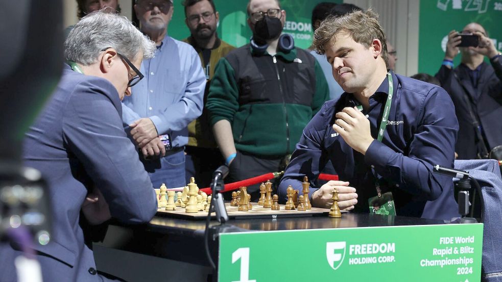 Magnus Carlsen trat zur Blitzschach-WM doch an, in Jeans. Foto: Seshadri Sukumar/ZUMA Press Wire/dpa