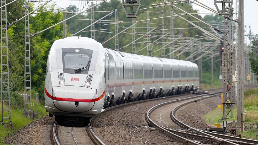 Zu Weihnachten lief der Bahn-Verkehr überraschend reibungslos. (Archivbild) Foto: Soeren Stache/dpa